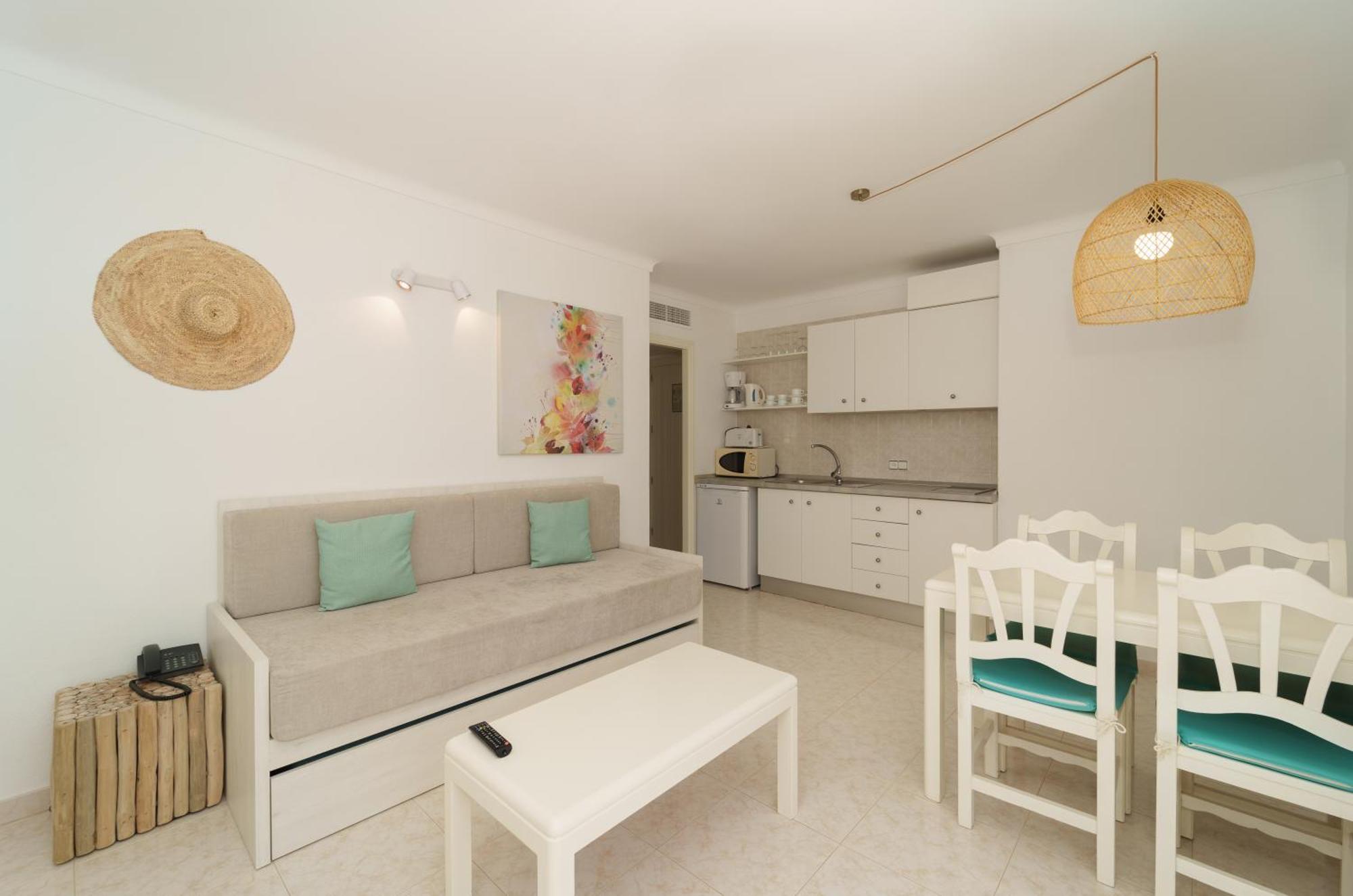 קולוניה סנט ג'ורדי Apartaments Andreas מראה חיצוני תמונה