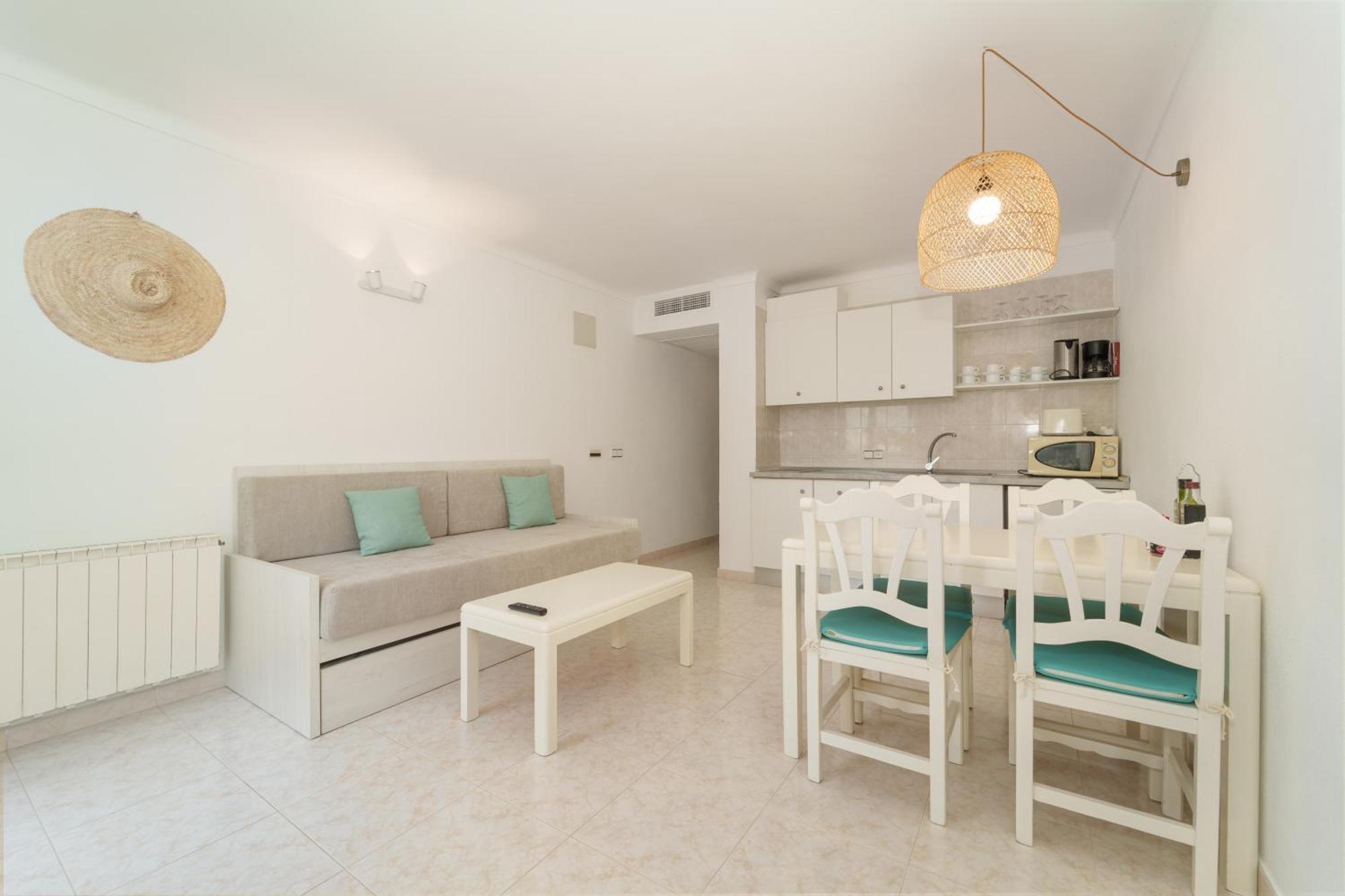 קולוניה סנט ג'ורדי Apartaments Andreas מראה חיצוני תמונה